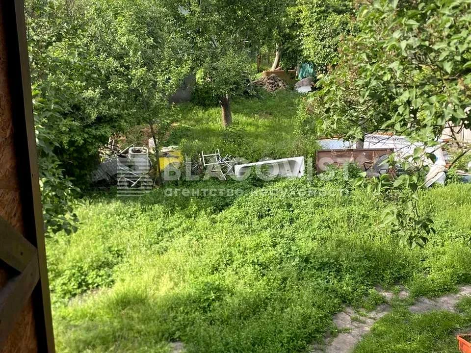 Ділянка. Київ, Будівельників вул.