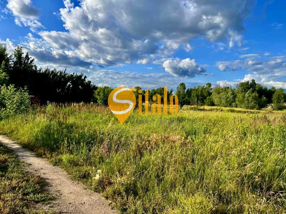 Ділянка. Київ, Прирічна