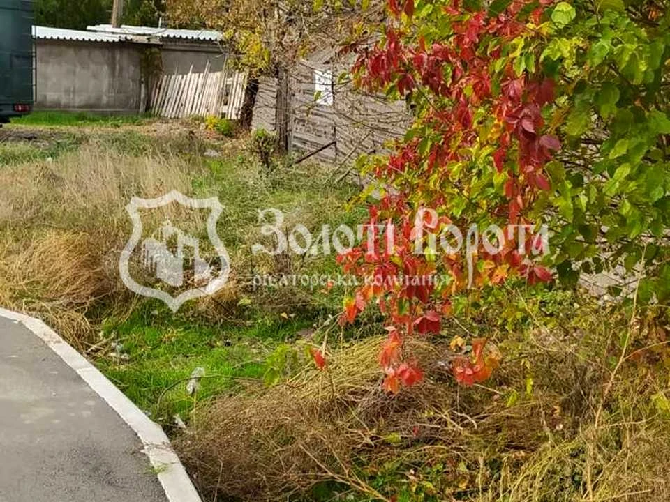 Ділянка. Київ, Євгена Маланюка вул. (Степана Сагайдака)