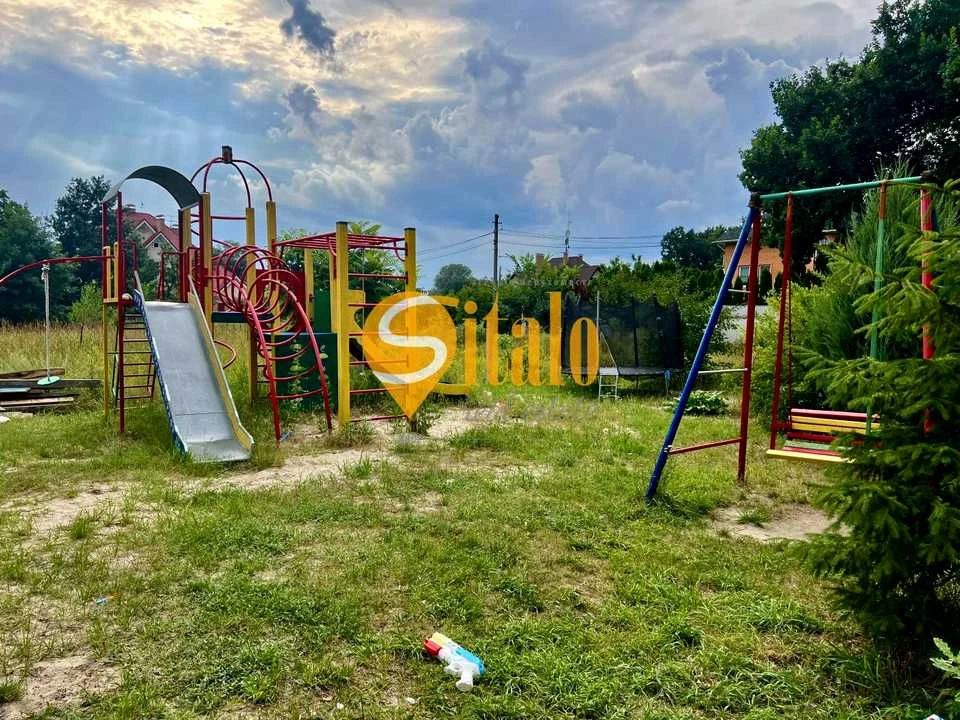 Ділянка. Київ, Піддубна