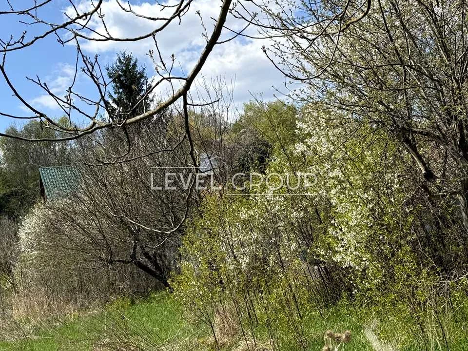 Ділянка. Київ, Квітки-Основ'яненка пров.