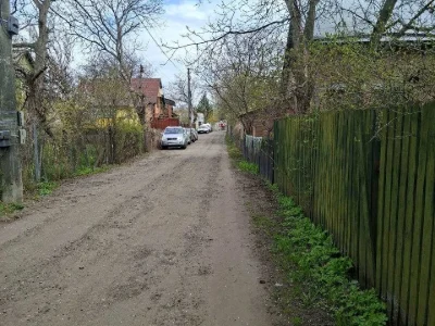 Ділянка. Київ, 24 Садова вул.