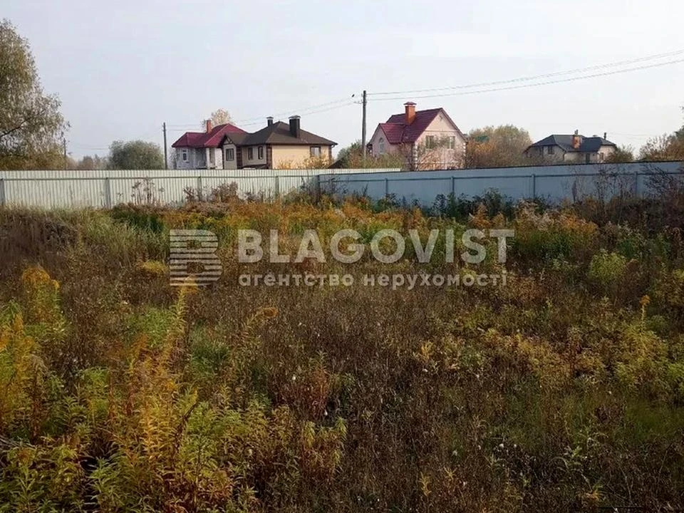Ділянка. Київ, 60-та Садова вул.