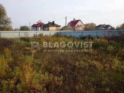 Ділянка. Київ, 60-та Садова вул.