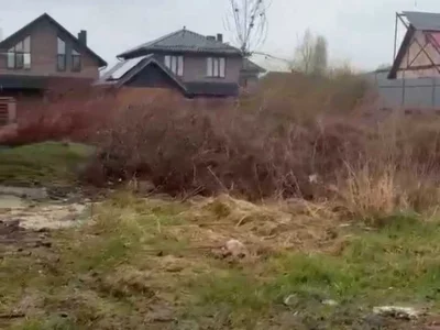 Ділянка. Київ, трояндова