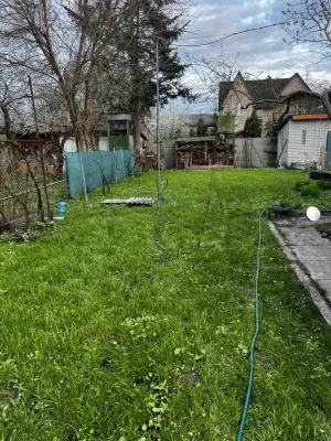 Земельна ділянка на русанівських садах без комісіі