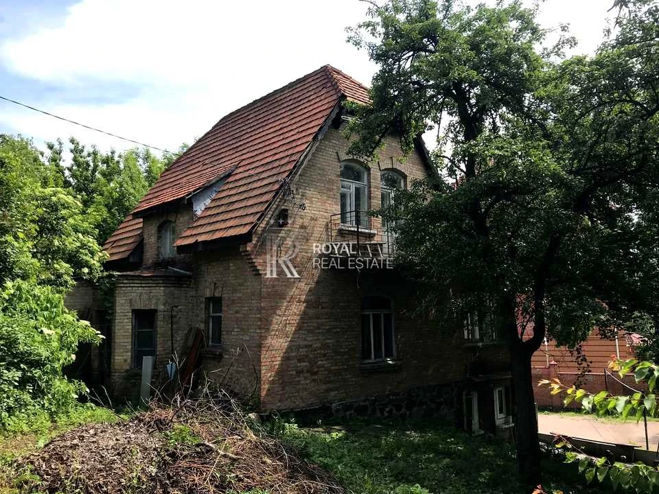 Ділянка. Київ, Редутна вул.