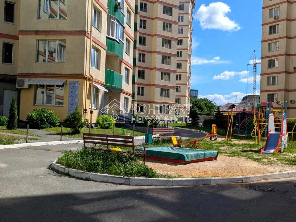 Apartment. Kharkiv, Velyka Panasivska St. (Kotlova), (Budyn