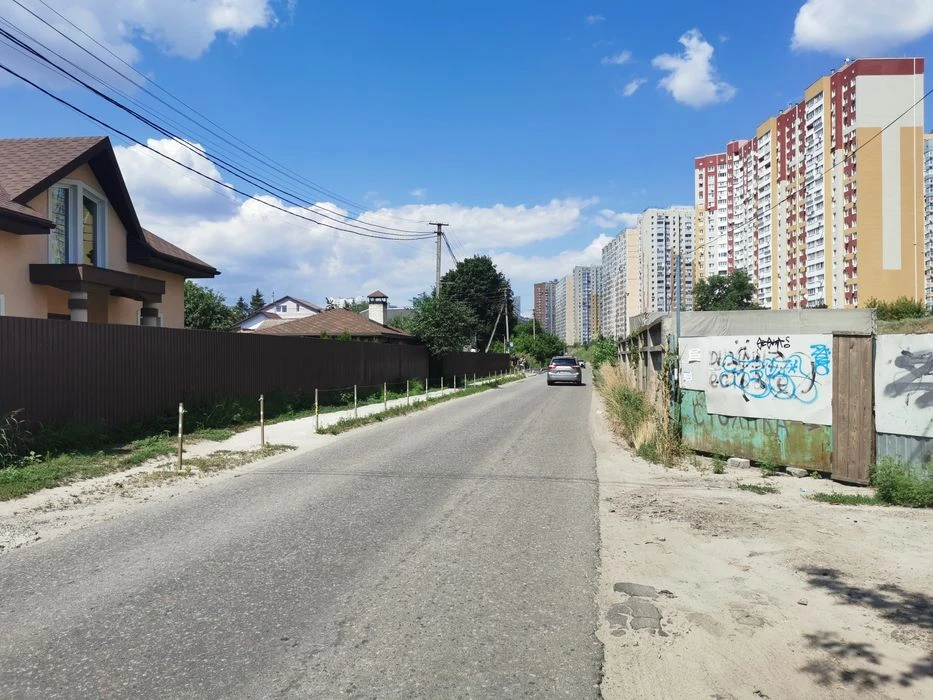 Участок 8,5 соток. 900 метров до метро Осокорки (Славутич) С