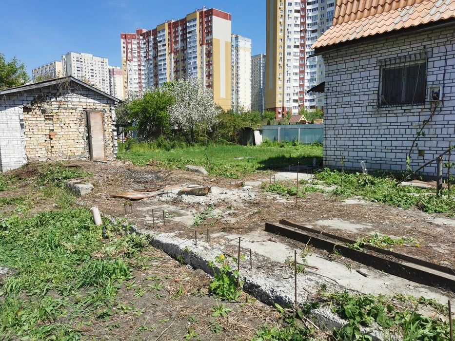 Участок 8,5 соток. 900 метров до метро Осокорки (Славутич) С