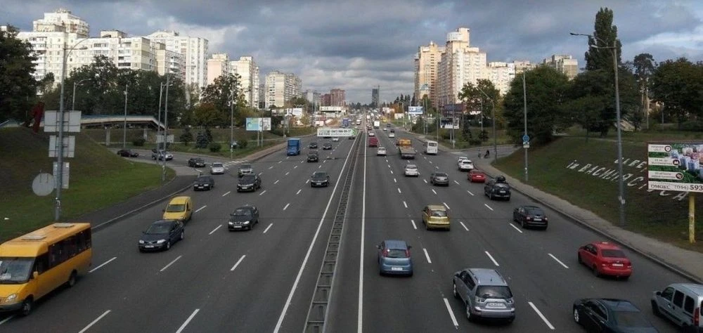 Фасад окружной дороги. 7 соток. Приватизировано. Акт на земл