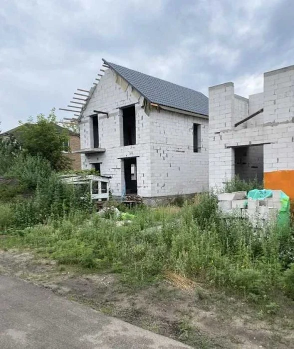 Чудова  ділянка 4,5 сот коробка ел ДТЕК документи Мартишів Ц