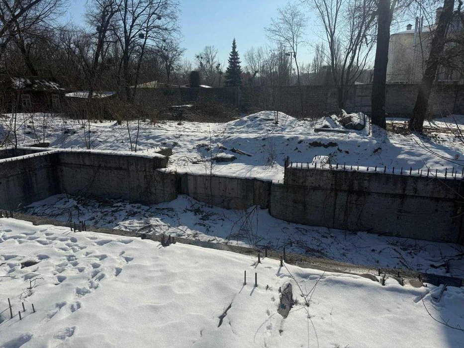 Продаж ділянки 1.05 ГА Труханів острів Паркова 20 без комісі