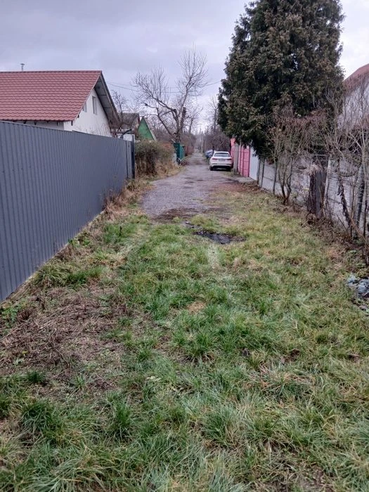 По стоимости #гаража . Участок в Киеве БЕРКОВЦЫ 163  м2 , хо