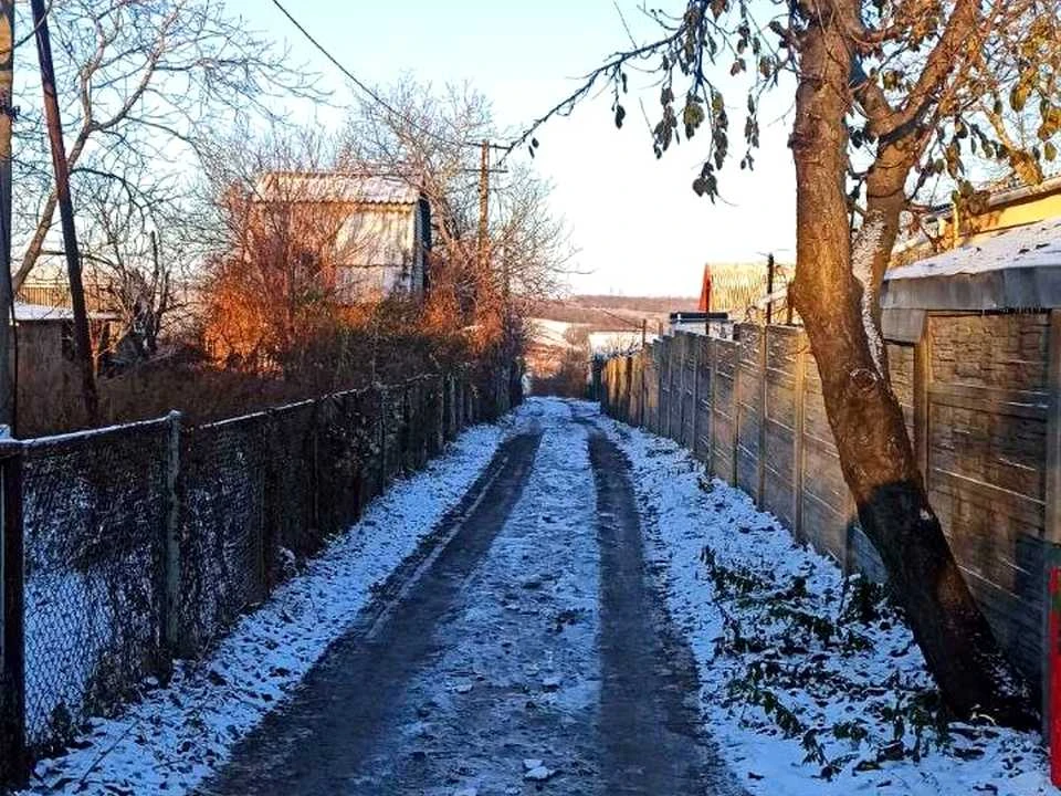 Ділянка. Дніпро, Гомоненка вул.