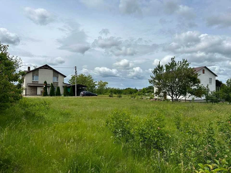 Ділянка. Дніпро, Вишивана вул.