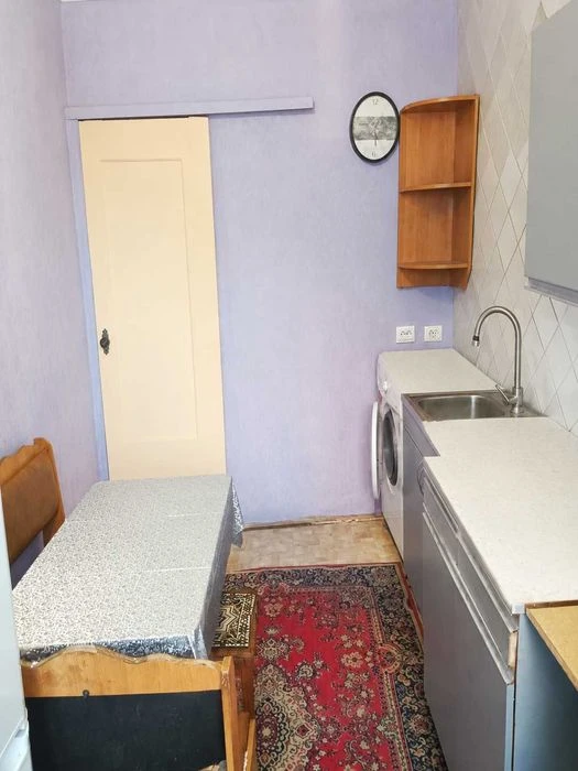 Продаж 3 кім квартири 5/9 пов Розділ кімнати зуп Мотель №117