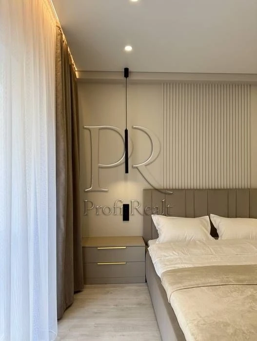 For sale 1 room apartment, 41 sq. m. Residential complex Nova Angliya/New England, Mikha St.