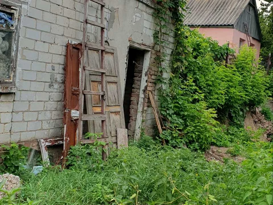 Ділянка. Дніпро, Леонтовича вул.