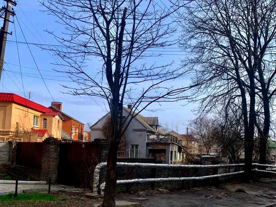 Ділянка. Дніпро, Ірпінська вул. (Абхазька)