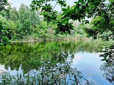 продам участок рядом с заливом Днепра. Ж\м Парус