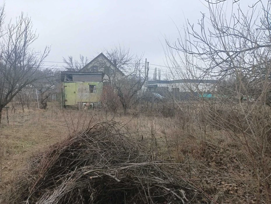Продам участок 8.2 сотки в Днепре- Самаровка возле школы на