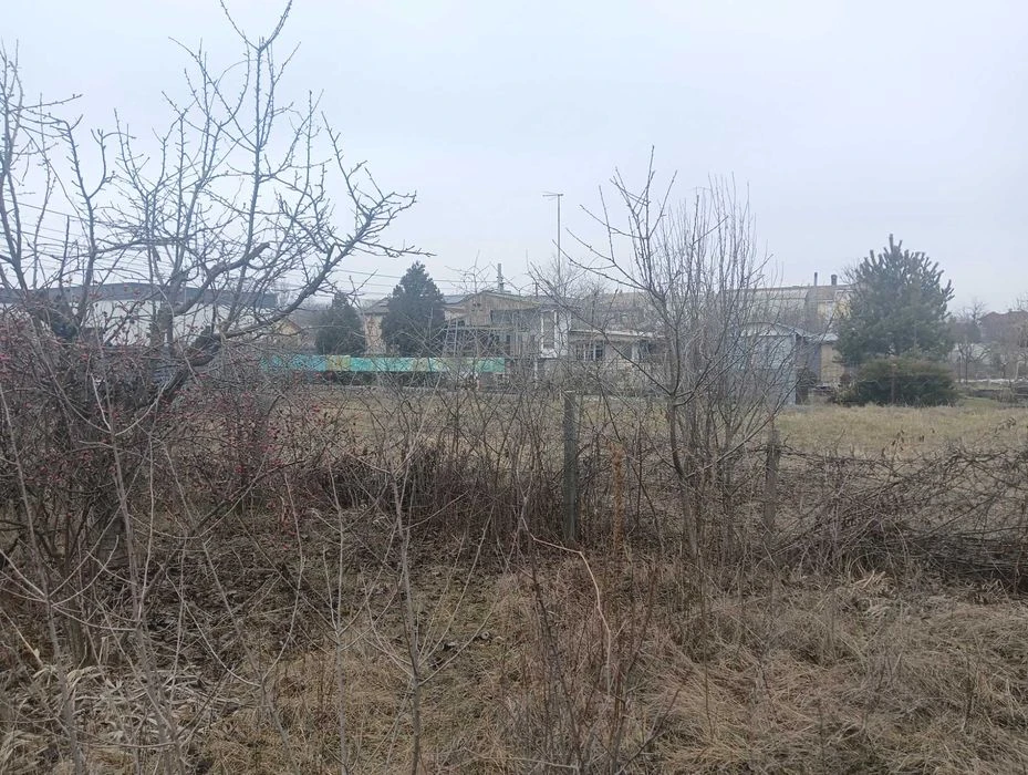 Продам участок 8.2 сотки в Днепре- Самаровка возле школы на