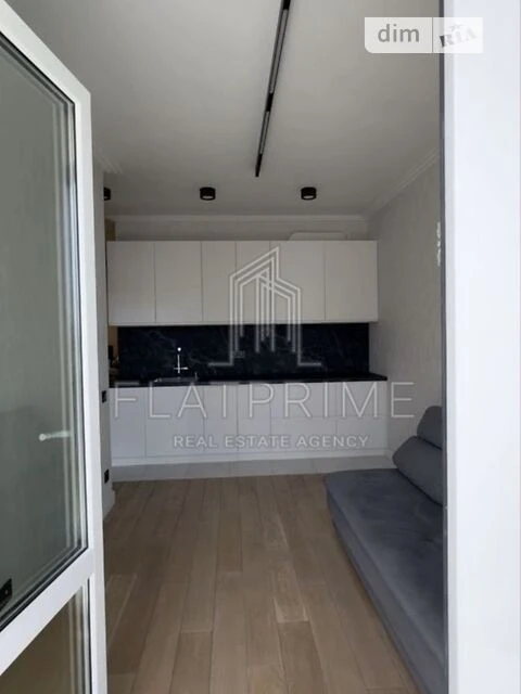 Sale of 1-room apartment 42 sq. m. on Akademika Zabolotnogo St. 14