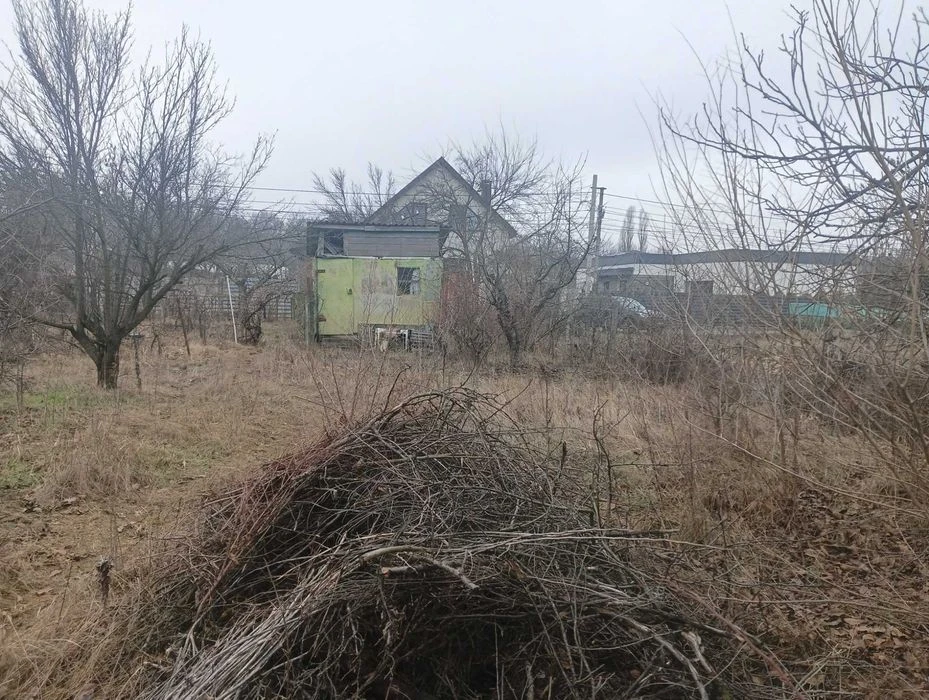 Продам участок 8.2 сотки в Днепре- Самаровка возле школы на