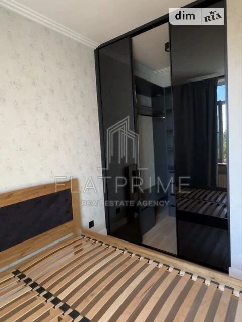 Sale of 1-room apartment 42 sq. m. on Akademika Zabolotnogo St. 14