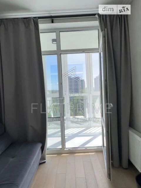 Sale of 1-room apartment 42 sq. m. on Akademika Zabolotnogo St. 14