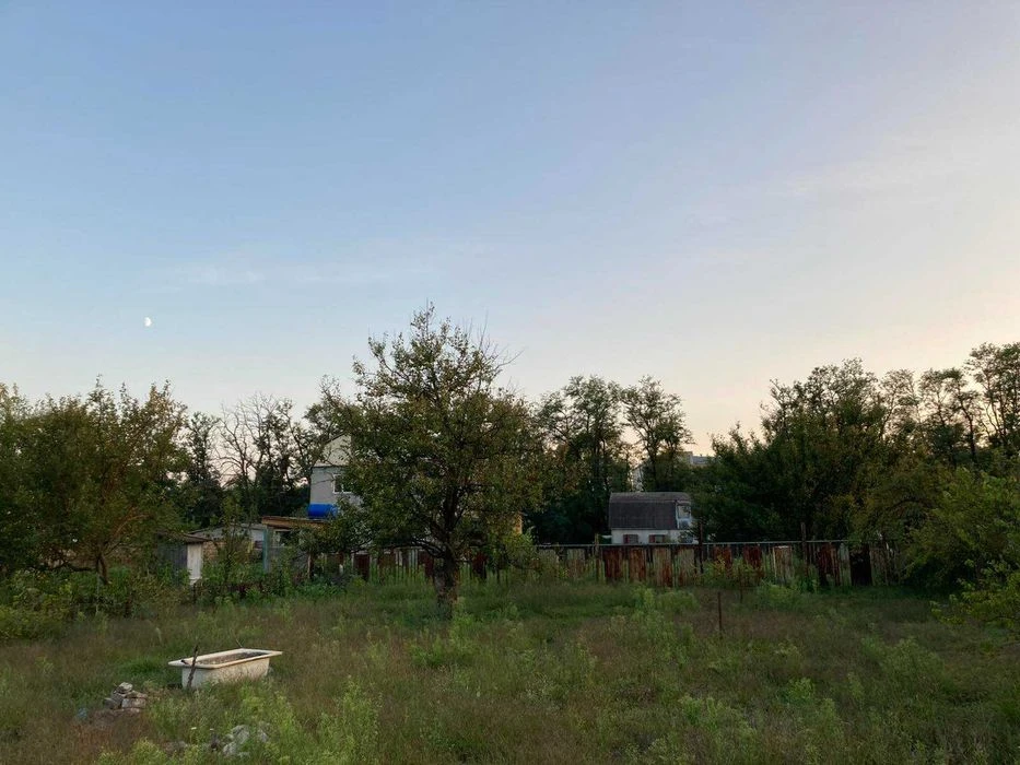 Продам земельну ділянку в с/т "Родник"