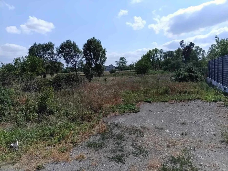 Продам земельну ділянку по вул. Охтирська, АНД район