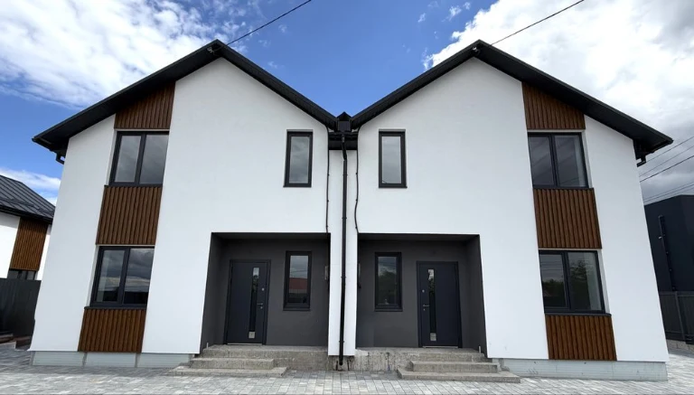 Duplex for sale within the city with finishing works
