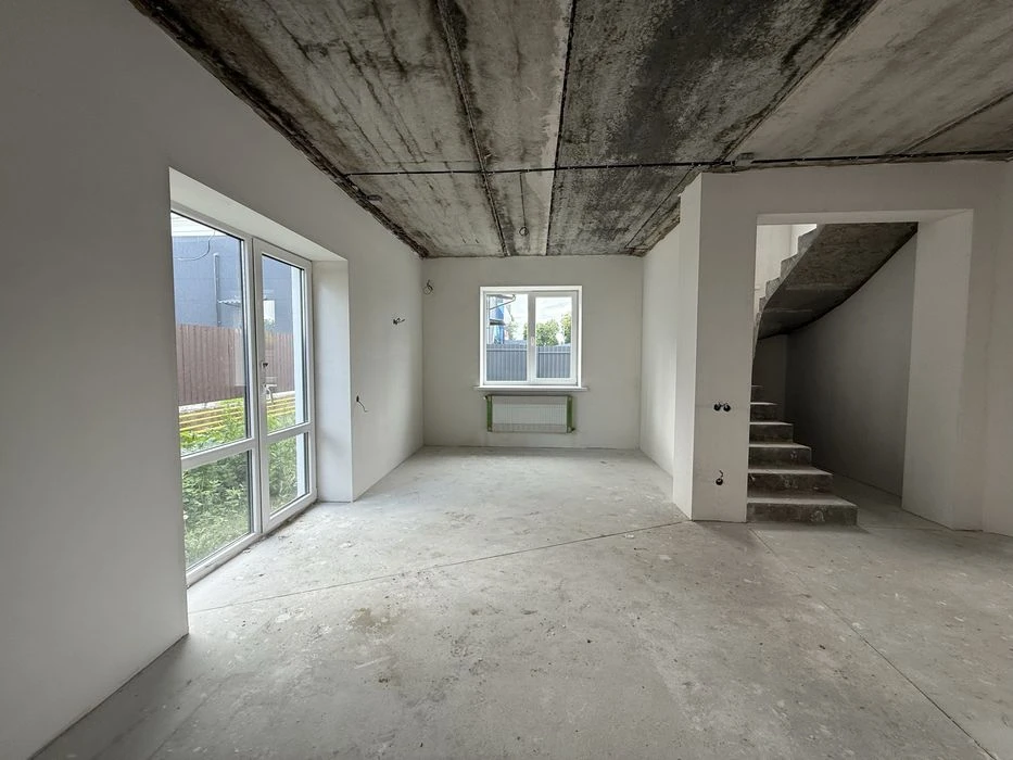 Duplex for sale within the city with finishing works