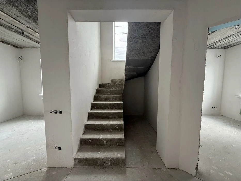 Duplex for sale within the city with finishing works