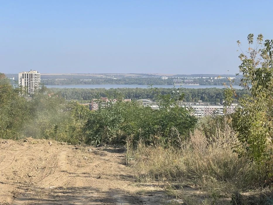 Продажа участка в центре под жилое строительство