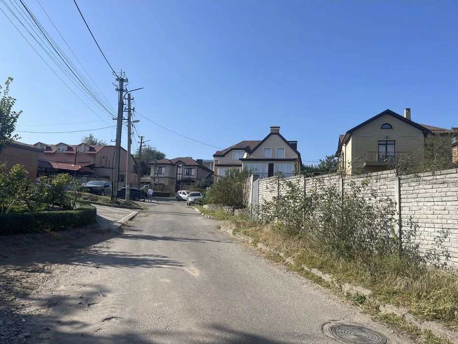 Продажа участка в центре под жилое строительство