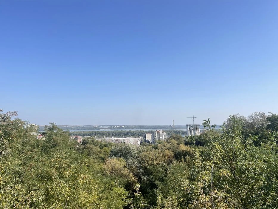 Продажа участка в центре под жилое строительство