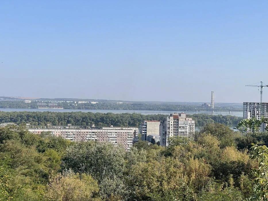 Продажа участка в центре под жилое строительство
