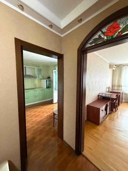 Two-room apartment from the owner Troyeshchyna, Radunska 7, shopping center