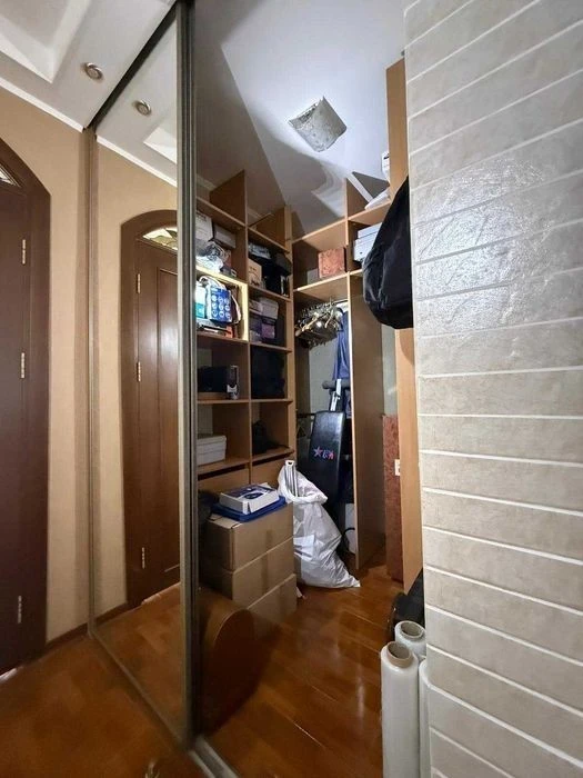 Two-room apartment from the owner Troyeshchyna, Radunska 7, shopping center