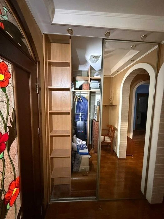 Two-room apartment from the owner Troyeshchyna, Radunska 7, shopping center