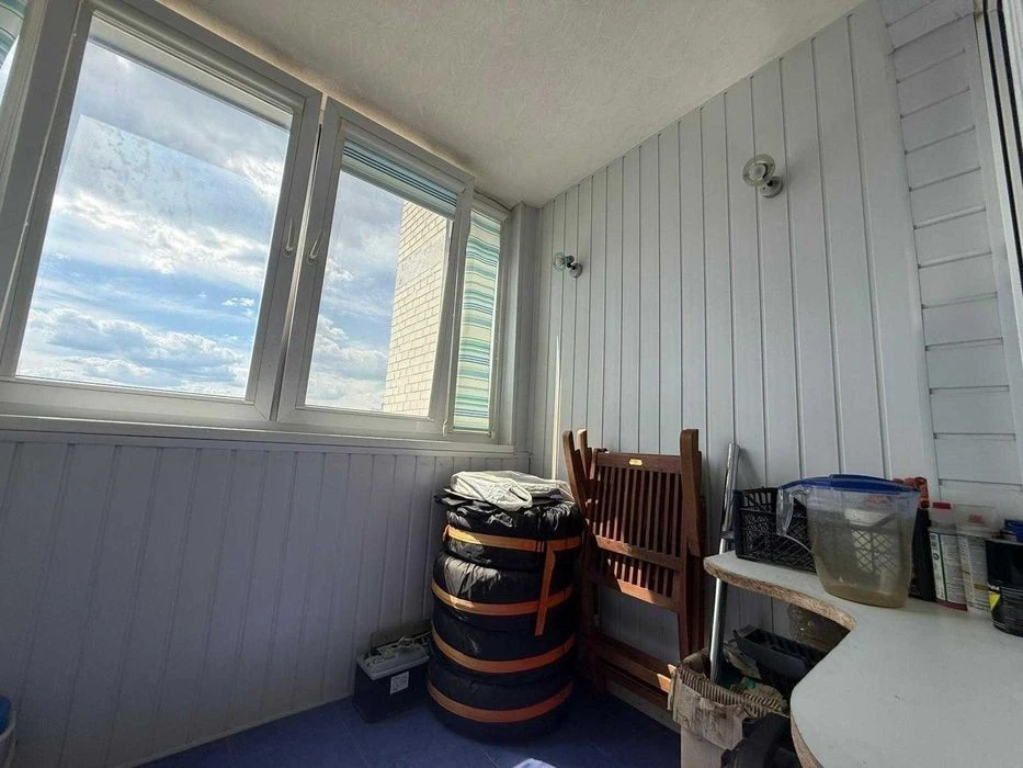 Two-room apartment from the owner Troyeshchyna, Radunska 7, shopping center