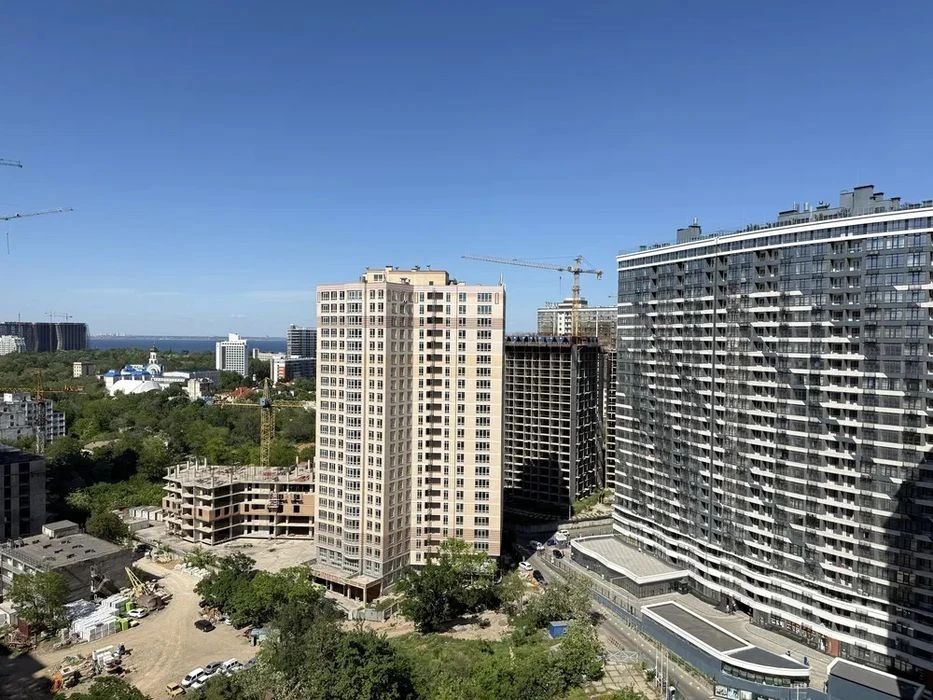 Продам 3к квартиру НОВЫЙ РЕМОНТ Аркадия 42 жемчужина терраса