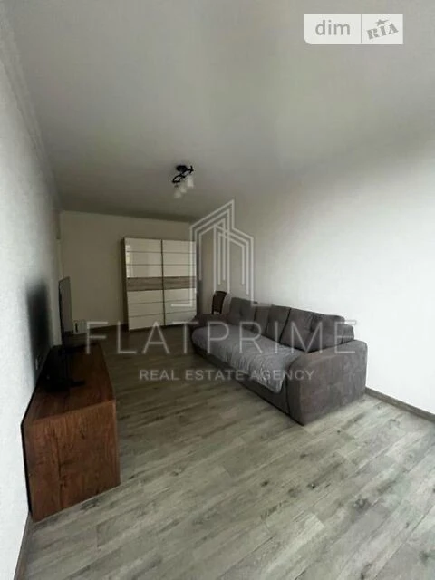 For sale 2-room apartment 72 sq. m. on Kadetskyi Gay 10 • ID 3