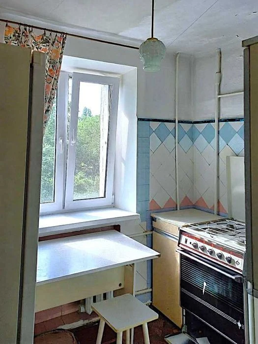 Филатова/Гайдара: продам квартиру в кирпичной 9-тиэтажке на