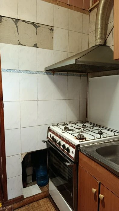 Продам 2-к квартиру на Молдованке ул. Средняя