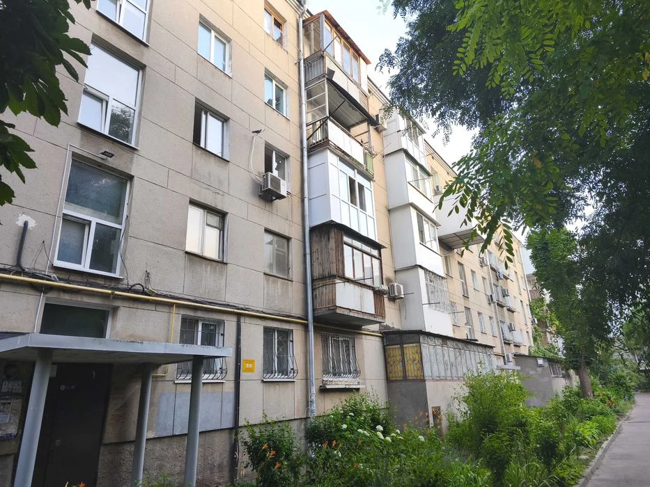 3 комнатная квартира в Приморском районе, 480997
