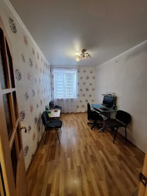 3 комнатная квартира на Королева, 490480
